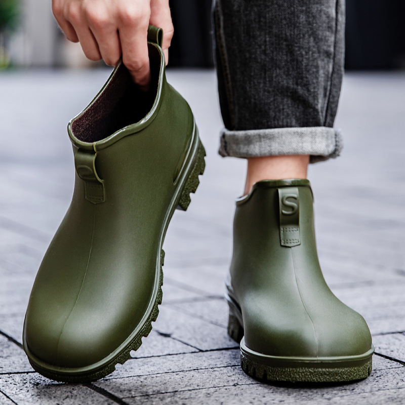 Pipe Bending Spring - Couple's Short-Tube Non-Slip Plastic Rain Boots,